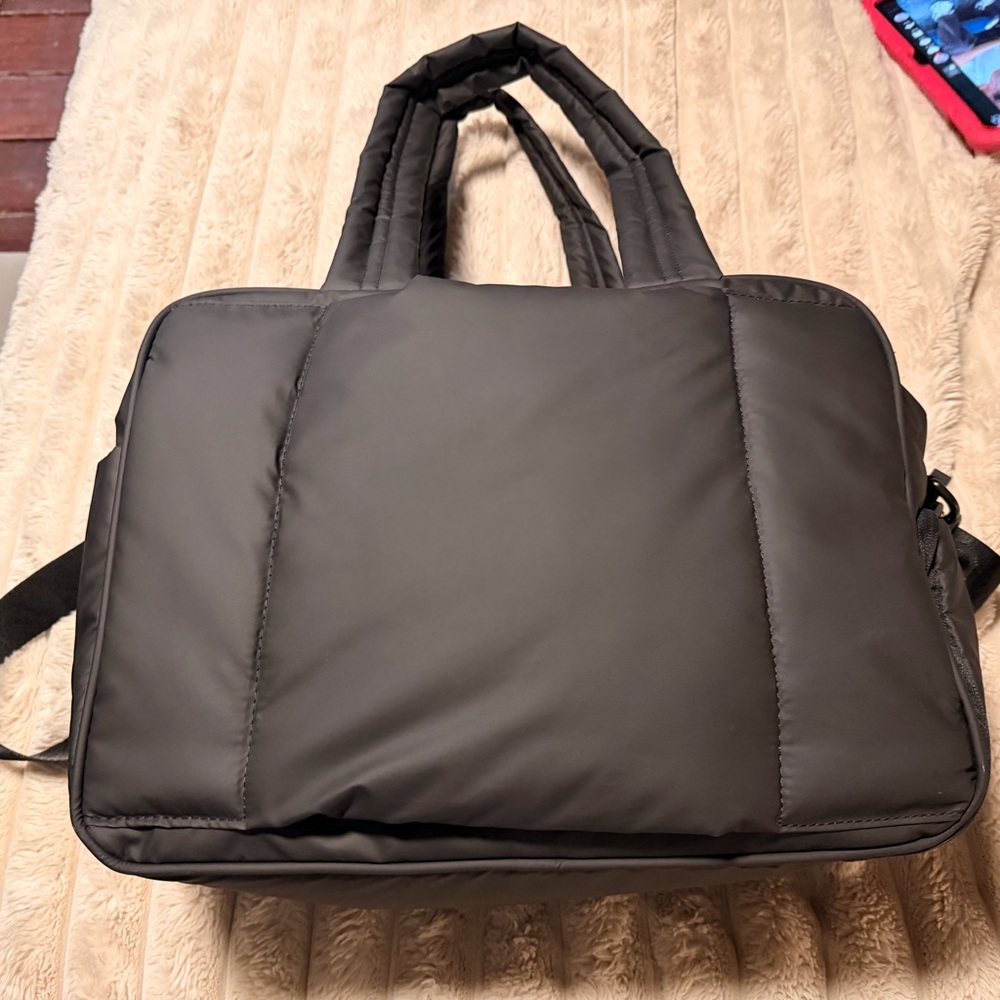 CALPAK Luka Duffel Bag Matte Black - Picture 2 of 10